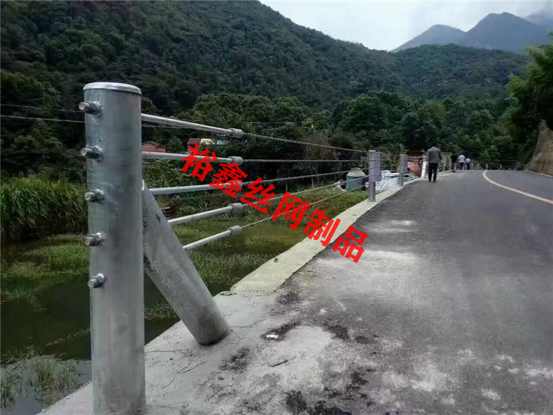 缆索护栏